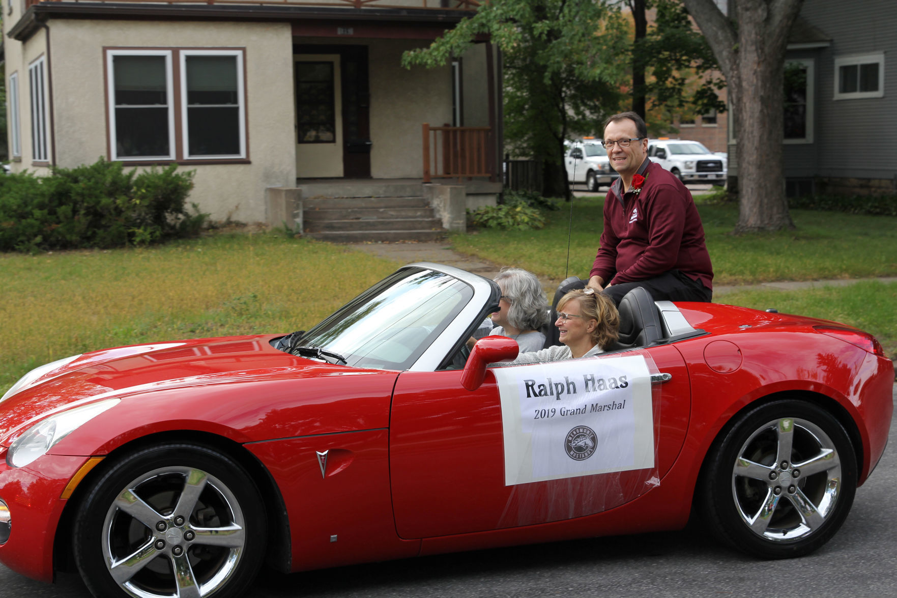 Menomonie High School homecoming parade 9-27-19